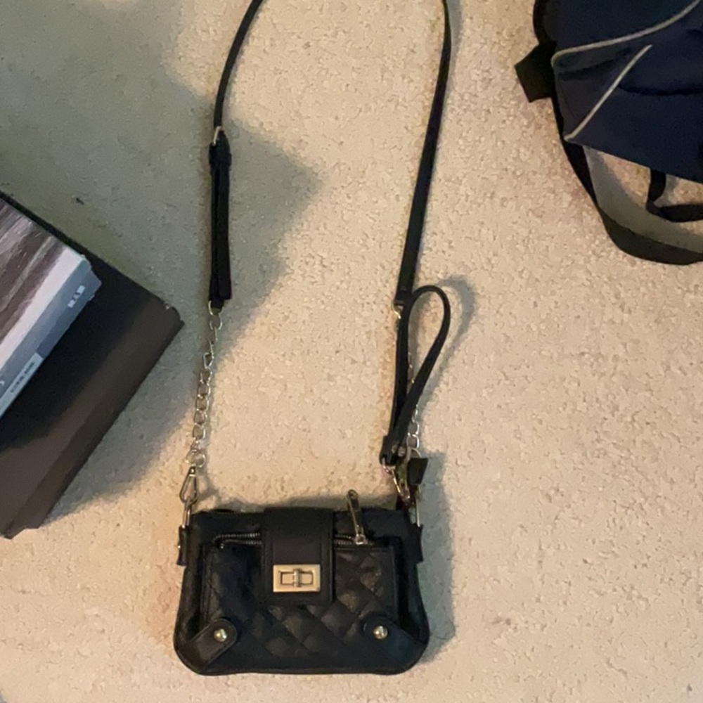 Black and gold purse